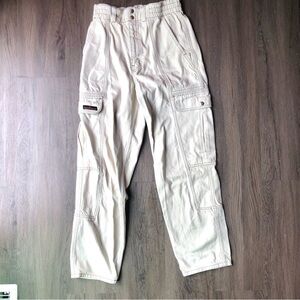 BDG Urban Outfitters Cargo Jeans Women’s 28 Ivory Pants Relaxed Skater Baggy